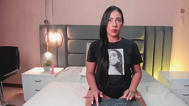 Snapshot of RebecaSanderss chatting on February 2025 02:37:02 PM RebecaSanderss online show from February 2025 02:37:02 PM