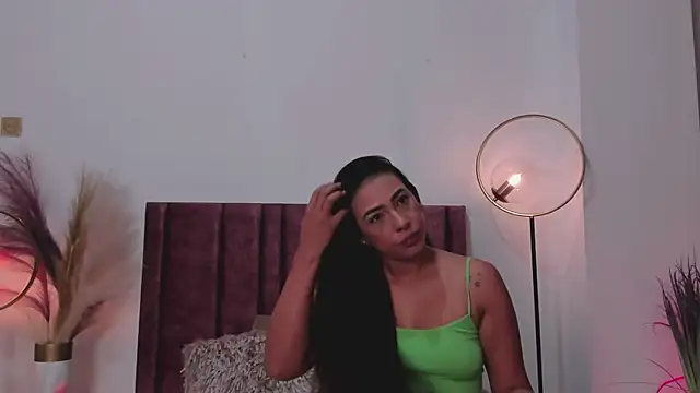 Snapshot of RebecaSanderss chatting on February 2025 11:41:01 AM RebecaSanderss online show from February 2025 11:41:01 AM