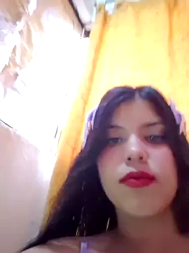 Angela Sophie online show from October 2025 05:01:01 PM