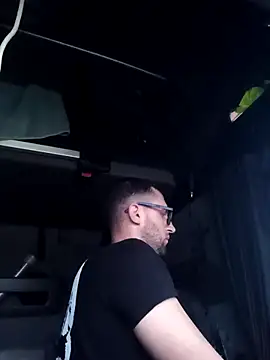 Eriic8888 online show from June 2026 03:11:01 AM