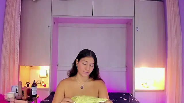 CandyyMaria online show from March 2026 07:53:02 PM