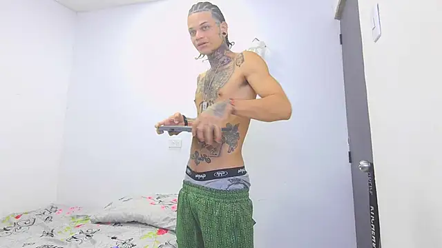 hot man05 online show from February 2026 11:11:02 PM