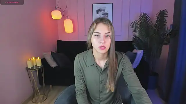 CharmBianca online show from February 2025 05:23:01 AM