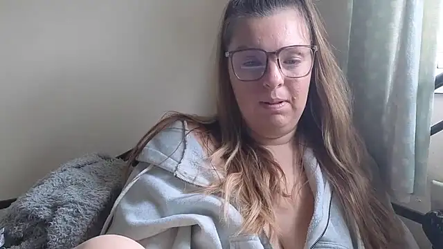 Demi WelshX online show from October 2025 09:09:01 AM