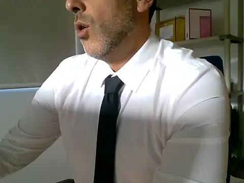 66MA69 online show from October 2025 08:56:02 AM