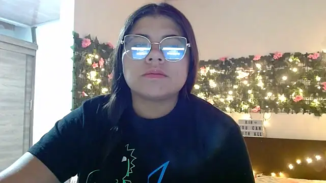 viccky vick online show from November 2025 10:43:01 PM