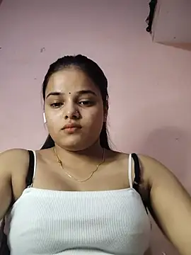 Snapshot of RAYI_123 chatting on May 2026 03:19:02 PM RAYI 123 online show from May 2026 03:19:02 PM