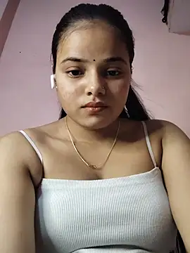 Snapshot of RAYI_123 chatting on May 2026 02:46:02 PM RAYI 123 online show from May 2026 02:46:02 PM