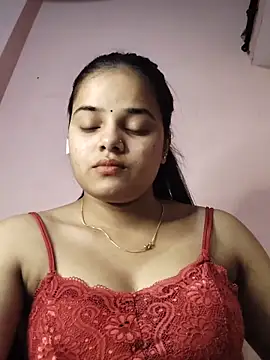 Snapshot of RAYI_123 chatting on May 2026 06:02:01 PM RAYI 123 online show from May 2026 06:02:01 PM