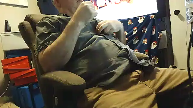 Snapshot of stubbydick3 chatting on February 2025 11:49:01 PM stubbydick3 online show from February 2025 11:49:01 PM