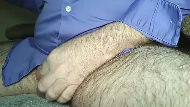 Snapshot of stubbydick3 chatting on February 2025 10:10:01 PM stubbydick3 online show from February 2025 10:10:01 PM