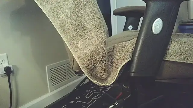 Snapshot of stubbydick3 chatting on February 2025 01:14:01 PM stubbydick3 online show from February 2025 01:14:01 PM