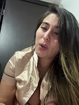 Snapshot of dulcehot_1502 chatting on March 2025 07:47:02 PM dulcehot 1502 online show from March 2025 07:47:02 PM