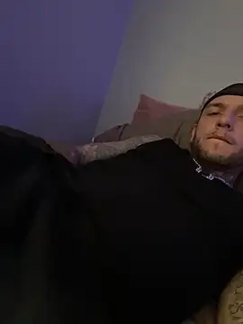 cruz815 online show from December 2025 08:06:02 PM