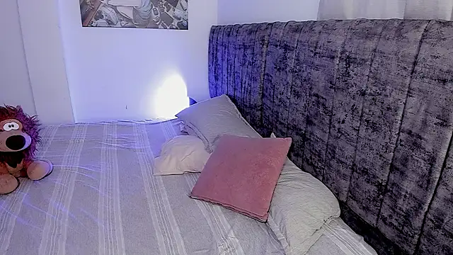 Snapshot of Dylan_Milk chatting on February 2026 11:16:02 PM Dylan Milk online show from February 2026 11:16:02 PM