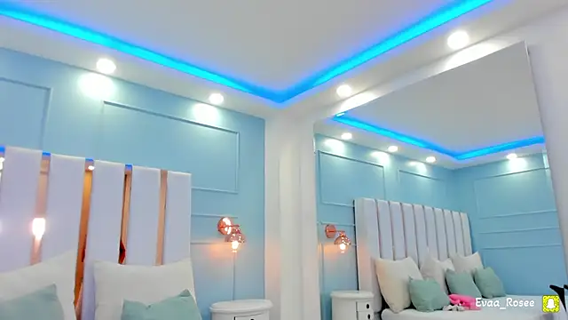 Snapshot of eva_roseee chatting on February 2026 10:17:02 PM eva roseee online show from February 2026 10:17:02 PM