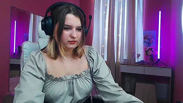 Jenny Smit online show from March 2025 10:35:02 AM