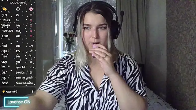 Jenny Smit online show from October 2025 07:31:02 AM