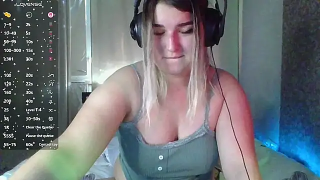 Jenny Smit online show from November 2025 04:07:01 AM