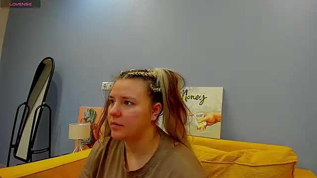 Snapshot of Jenny_Jimmy chatting on February 2026 02:01:02 AM Jenny Jimmy online show from February 2026 02:01:02 AM