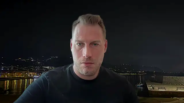 Christian87xxx online show from February 2025 01:16:02 PM