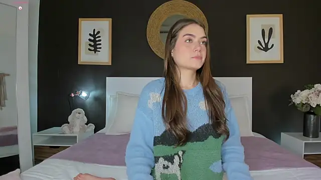 AlannaRussell  online show from February 2026 08:03:02 PM