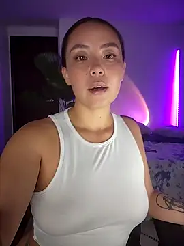 RenEnvy online show from March 2025 12:10:02 AM