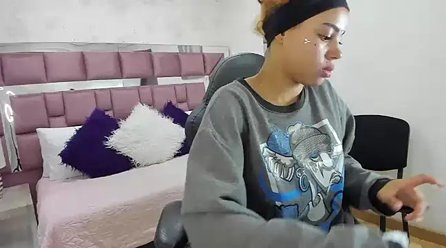 Snapshot of tamararose1 chatting on March 2025 09:36:02 AM tamararose1 online show from March 2025 09:36:02 AM