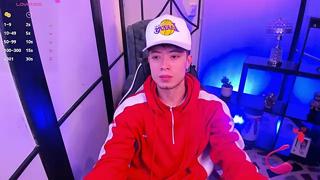 marcuscollins1  online show from January 2026 01:35:02 PM