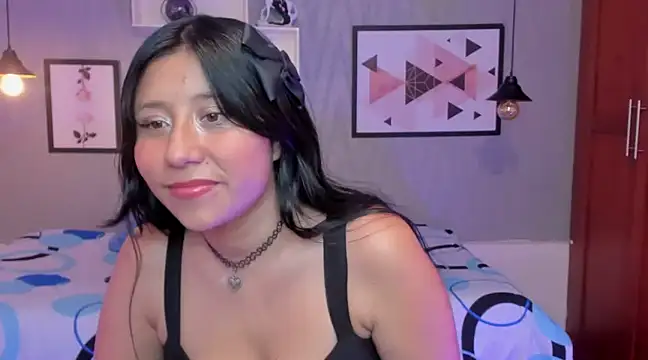 Snapshot of Nohemi_louse chatting on February 2025 08:26:01 PM Nohemi louse online show from February 2025 08:26:01 PM
