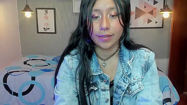Snapshot of Nohemi_louse chatting on February 2025 07:47:02 PM Nohemi louse online show from February 2025 07:47:02 PM