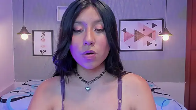 Snapshot of Nohemi_louse chatting on February 2025 01:20:01 AM Nohemi louse online show from February 2025 01:20:01 AM