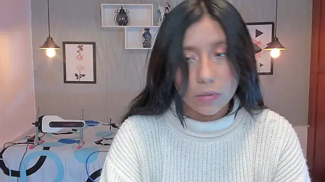Snapshot of Nohemi_louse chatting on March 2025 10:38:02 PM Nohemi louse online show from March 2025 10:38:02 PM