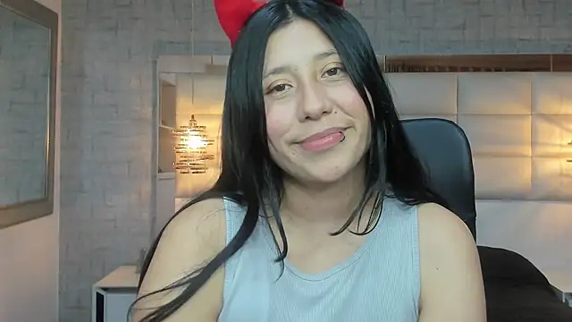 Snapshot of Nohemi_louse chatting on October 2025 07:13:01 PM Nohemi louse online show from October 2025 07:13:01 PM