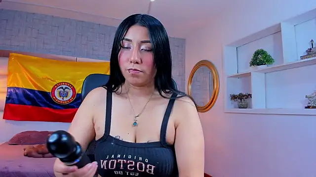 Snapshot of Nohemi_louse chatting on June 2026 07:29:01 PM Nohemi louse online show from June 2026 07:29:01 PM