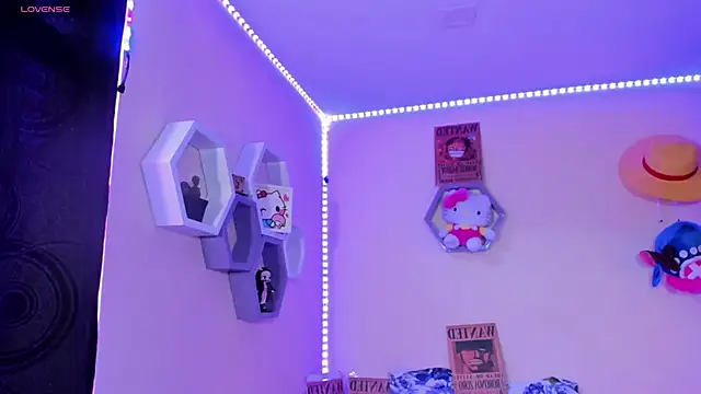 Snapshot of chloe_rockss_ chatting on February 2025 09:31:01 PM chloe rockss online show from February 2025 09:31:01 PM