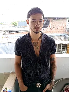 Niick01  online show from November 2025 02:41:01 PM