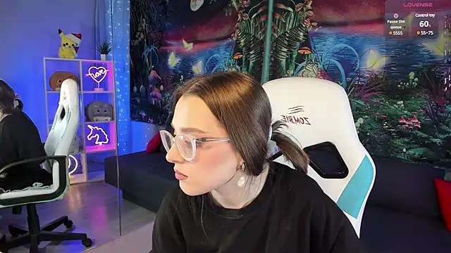 kaisajenner online show from January 2025 09:05:02 PM