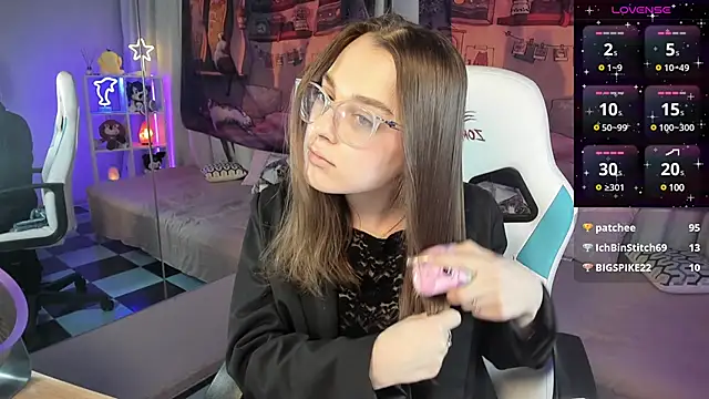 kaisajenner online show from March 2025 01:31:02 AM