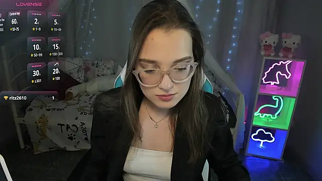 kaisajenner online show from March 2025 09:23:02 PM