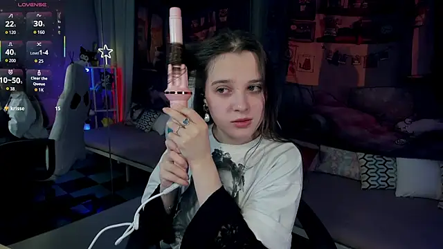 kaisajenner online show from December 2025 05:53:01 PM