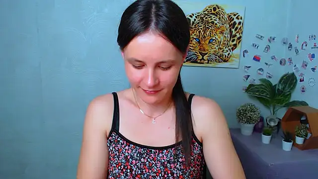 ValeriaHeart  online show from March 2026 01:15:01 PM