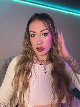 Lally Valencia   online show from November 2025 05:33:02 PM