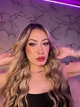 Lally Valencia   online show from February 2026 08:43:02 AM