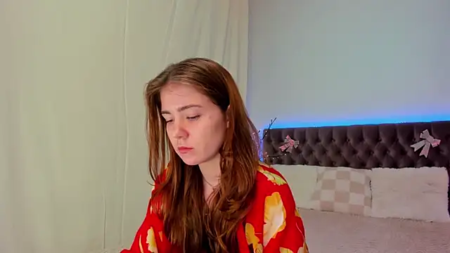 Snapshot of Ella_Mayers chatting on March 2025 03:54:01 AM Ella Mayers online show from March 2025 03:54:01 AM