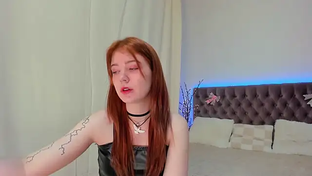 Snapshot of Ella_Mayers chatting on March 2025 03:59:02 AM Ella Mayers online show from March 2025 03:59:02 AM