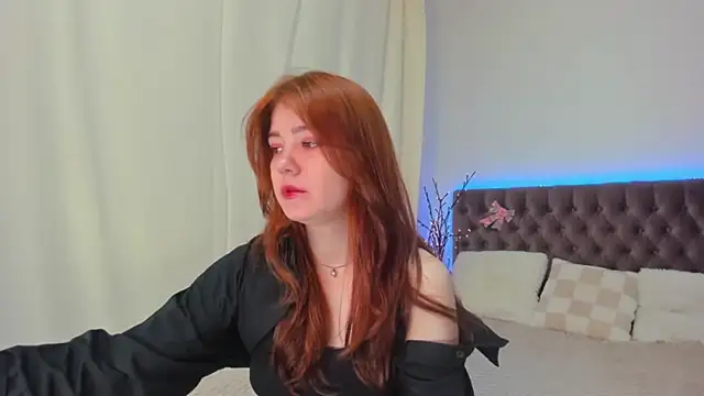 Snapshot of Ella_Mayers chatting on March 2025 09:16:02 PM Ella Mayers online show from March 2025 09:16:02 PM
