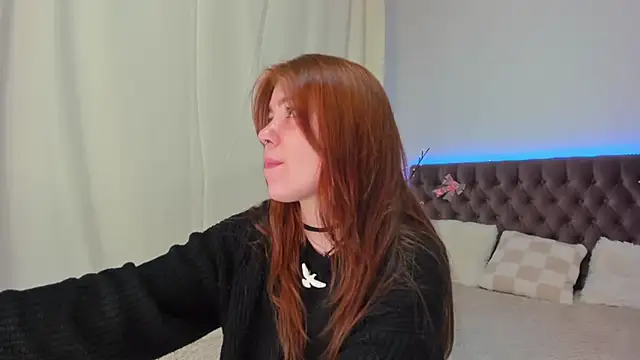Snapshot of Ella_Mayers chatting on March 2025 09:16:02 PM Ella Mayers online show from March 2025 09:16:02 PM