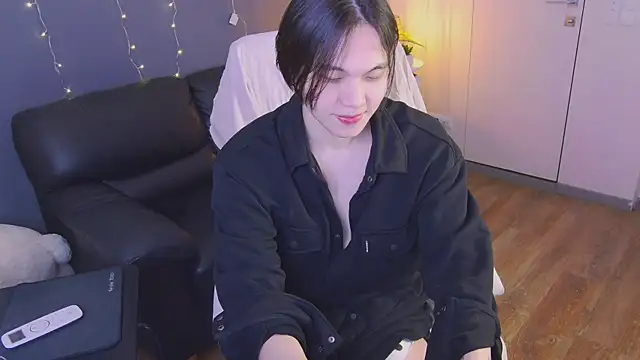 Snapshot of just_gay_ chatting on February 2025 04:41:02 PM just gay online show from February 2025 04:41:02 PM