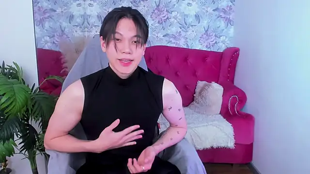 Snapshot of just_gay_ chatting on March 2025 04:49:01 PM just gay online show from March 2025 04:49:01 PM